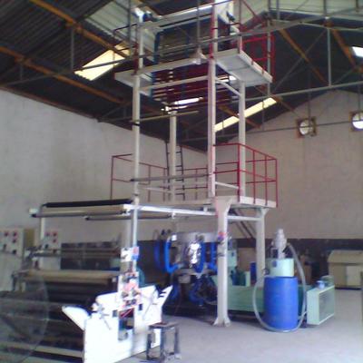 河北恒利三層共擠吹膜機圖片_高清圖_細節圖-東光縣鑫宏塑料包裝機械銷售處
